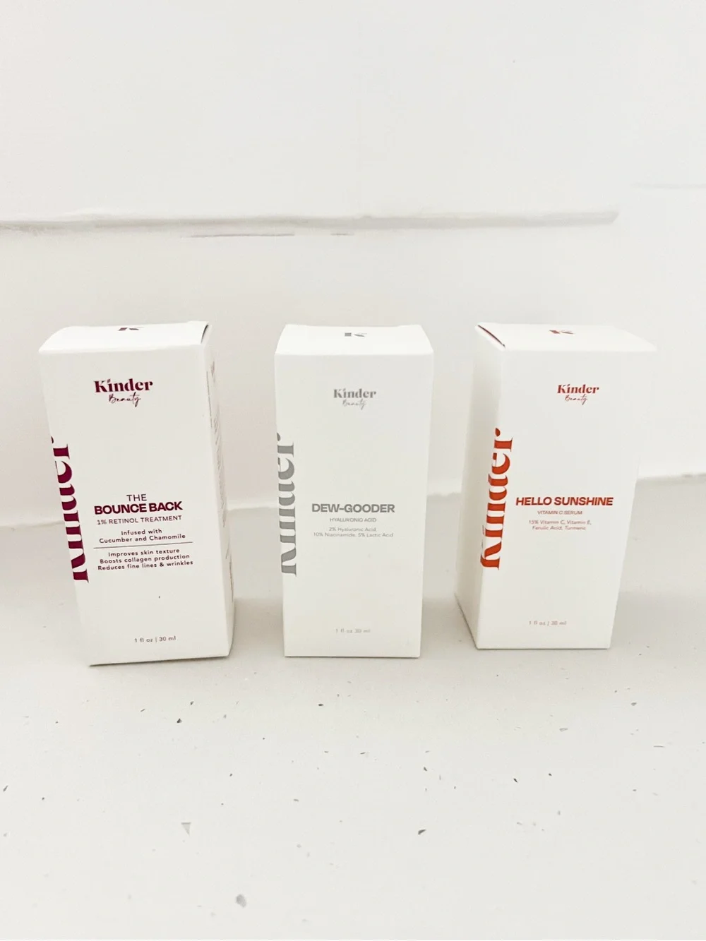 Kinder Dew-Gooder Hydrating Serum — White